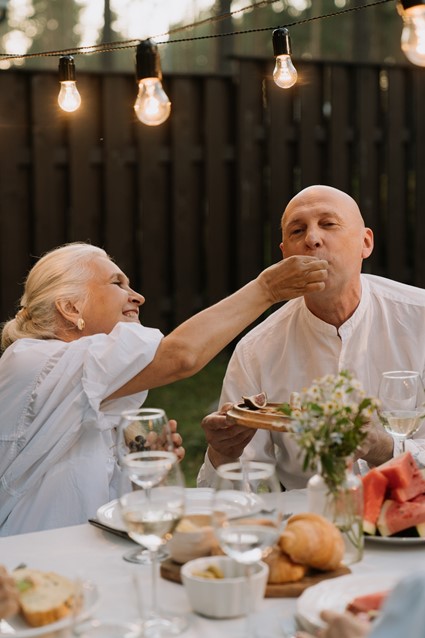 Can You Eat a Cheeseburger With Dentures  : Enjoy Your Favorite Foods Again